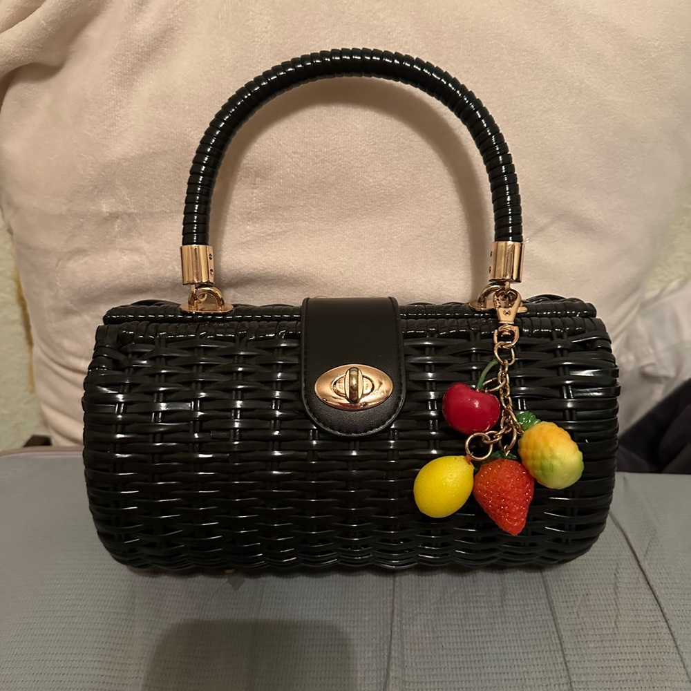 Pinup couture barrel handbag 🍍🍓🍒🍋